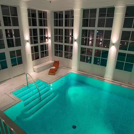 فندق Lahntalhotel Feudingen باد لاسفه