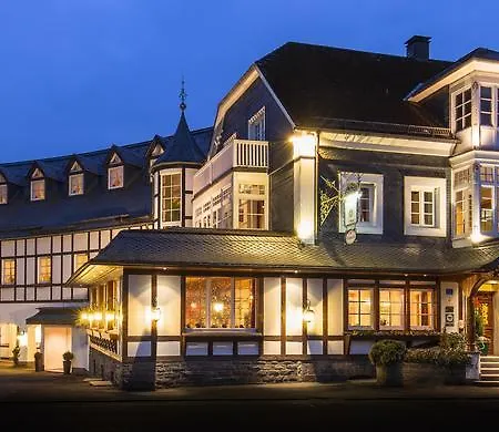 Lahntalhotel Feudingen باد لاسفه