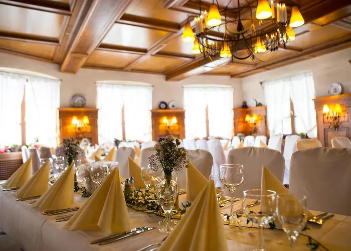 Отель Lahntalhotel Feudingen